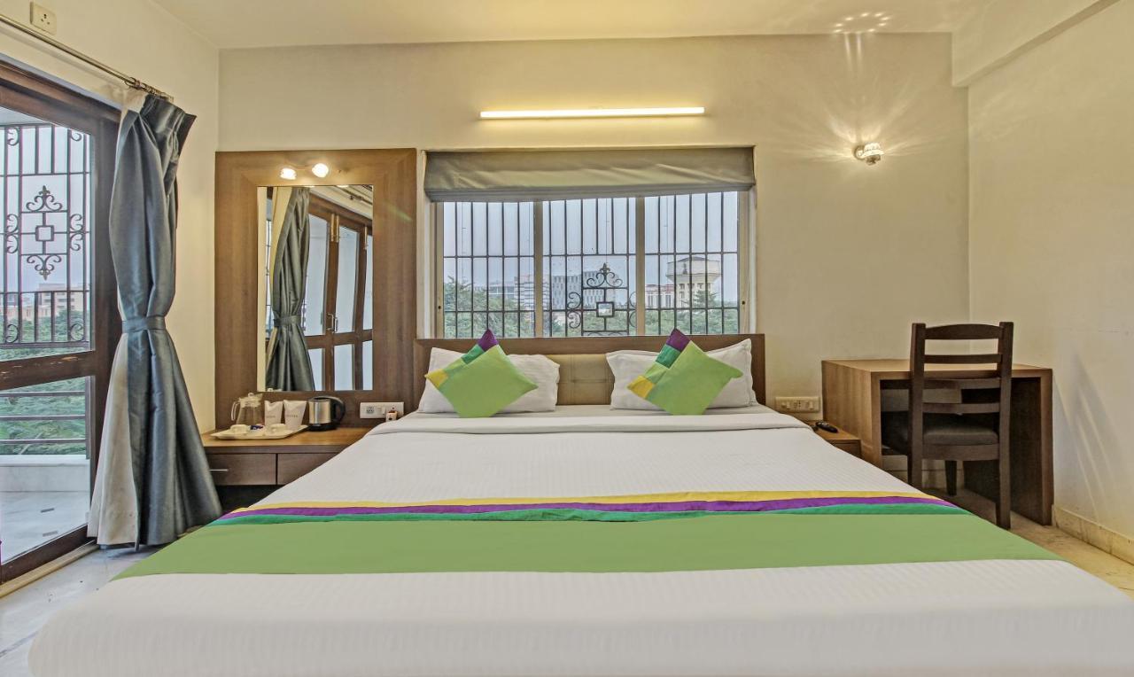 Treebo Sreemaa Newtown Hotel Panchuria Екстериор снимка